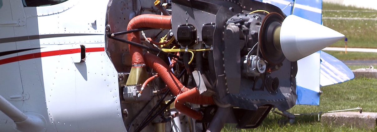 Aircraft Engine - No cowling