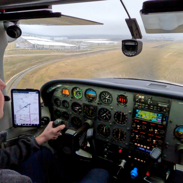 How to choose an alternate airport when planning an IFR flight Flight